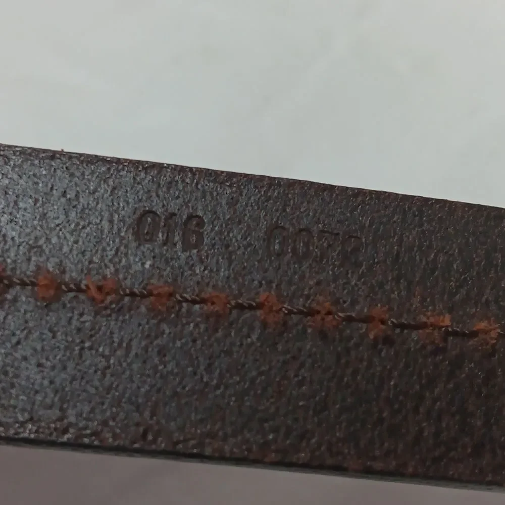 Eddie Bauer Brown Italian Leather Belt  Solid Brass Buckle Center Stitch Italy